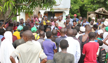 ​SHIRIKA LA RELI TANZANIA -TRC LACHANGIA UKARABATI WA BARABARA MOROGORO VIJIJINI